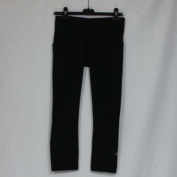 Lululemon Athletica Leggings Black Size 6 Run Zip Pocket Back Capri (2 items ) - Picture 3 of 9